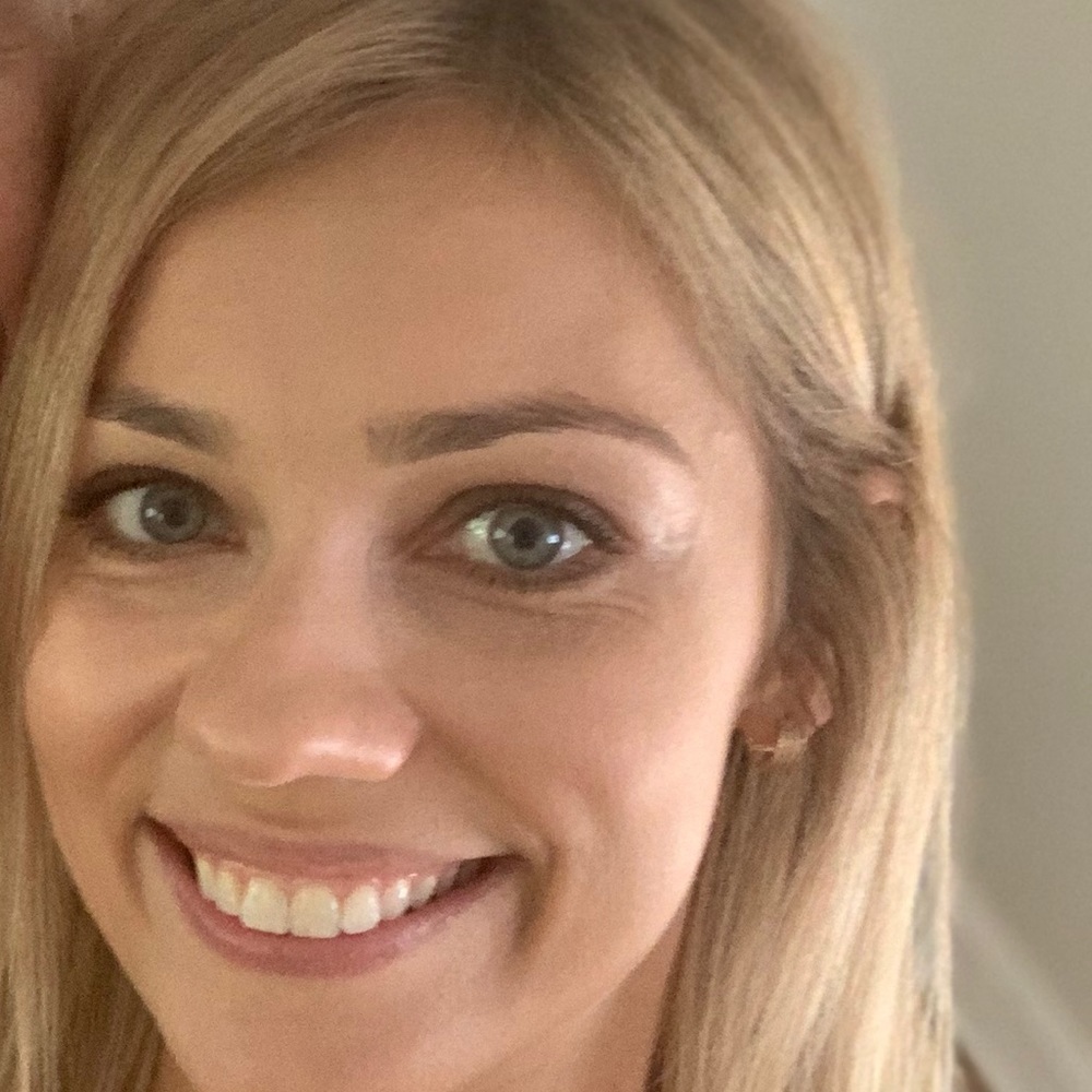 Meet your Posher, Mila